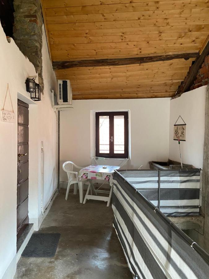 Il Nido Di Tiffany Apartment Massino Visconti Ngoại thất bức ảnh